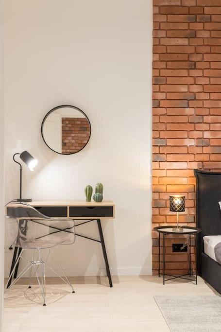 With Air Conditioning In The Heart Of Cracow Heart *