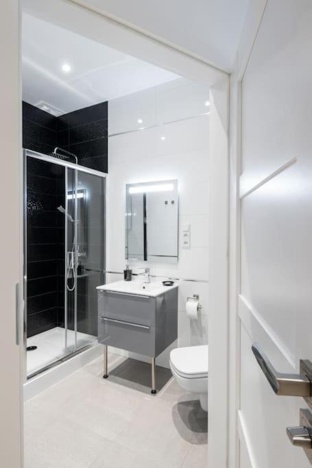 With Air Conditioning In The Heart Of Cracow Heart *